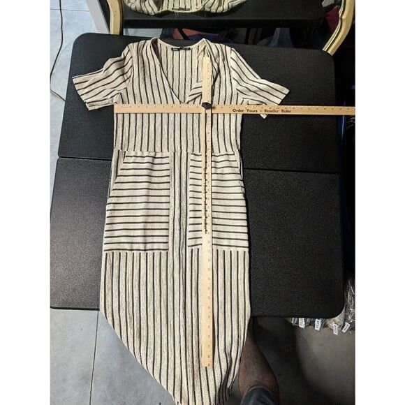 Zara Striped Cream and Gray MIDI Dress with Pockets Size Small - Picture 5 of 5